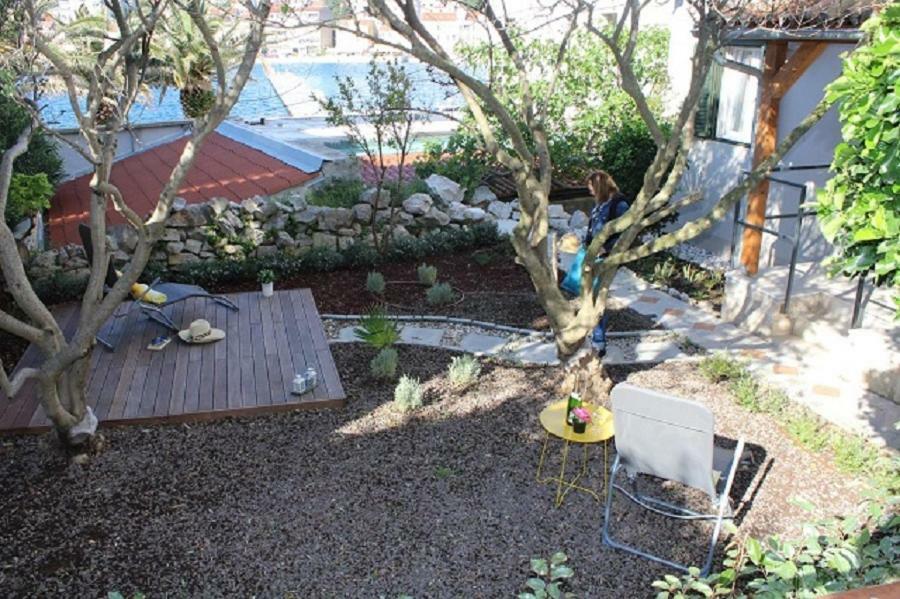 Season4All Apartments Mali Lošinj Extérieur photo